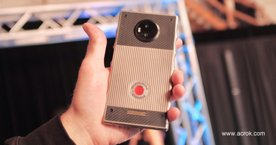 iTunes to Red Hydrogen One