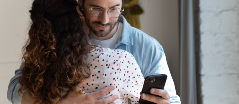 catch a cheating husband online free